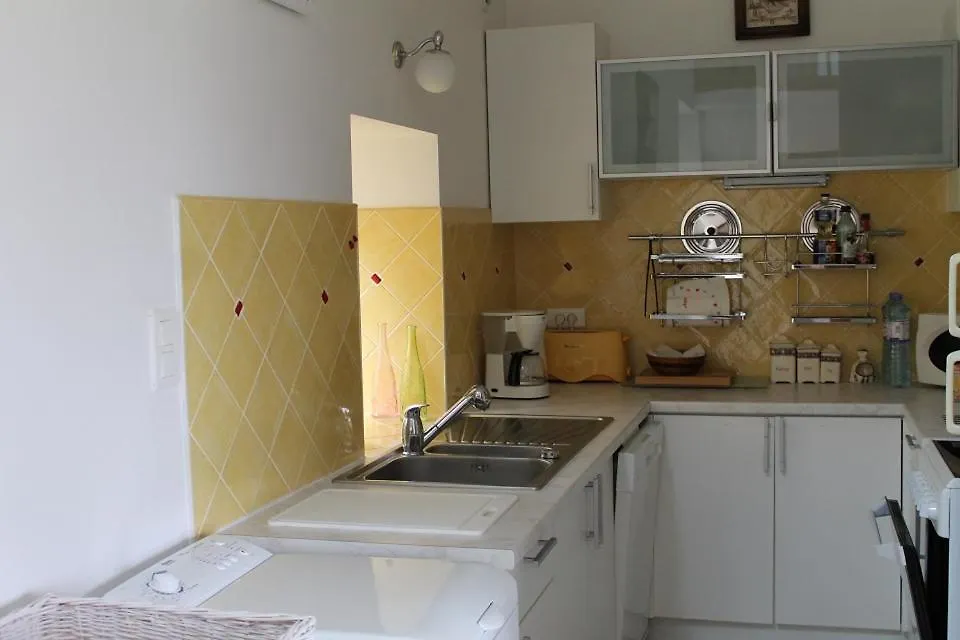 Holiday home La Maison De Lesa Poullan-sur-Mer