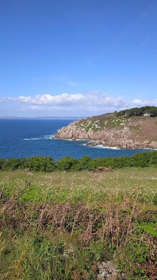 Holiday home La Maison De Lesa Poullan-sur-Mer