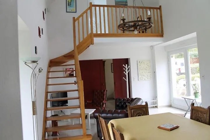 La Maison De Lesa Poullan-sur-Mer